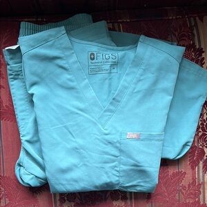 Figs Teal Scrub Set